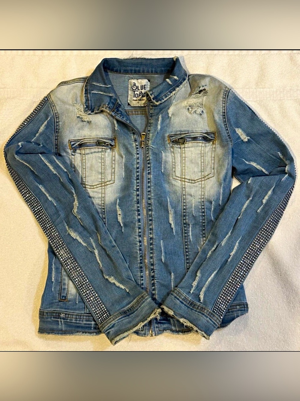 Y2K Blue Topic Women’s M Blue Denim Jean Jacket Full Zip Slim Fit Rhinestone